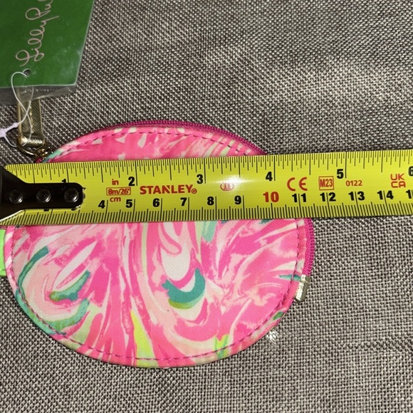 Lilly Pulitzer Women’s Pineapple Coin Case with Lobster Clasp - Picture 6 of 7
